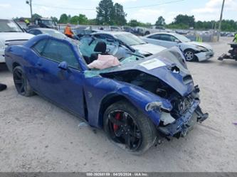 DODGE CHALLENGER SRT HELLCAT