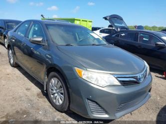 TOYOTA CAMRY HYBRID LE