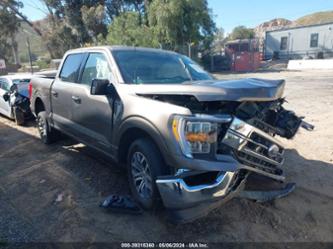 FORD F-150 LARIAT