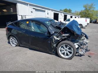 TESLA MODEL Y AWD/LONG RANGE DUAL MOTOR ALL-WHEEL DRIVE