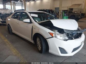 TOYOTA CAMRY HYBRID LE