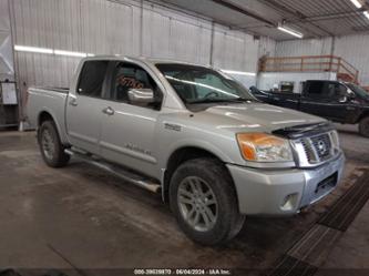 NISSAN TITAN SL