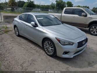 INFINITI Q50 LUXE