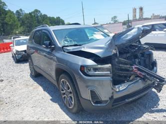 GMC ACADIA AWD AT4