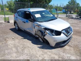 NISSAN KICKS S