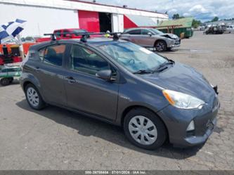 TOYOTA PRIUS C TWO