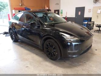 TESLA MODEL Y LONG RANGE DUAL MOTOR ALL-WHEEL DRIVE