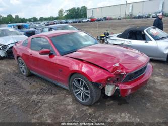 FORD MUSTANG GT/GT PREMIUM