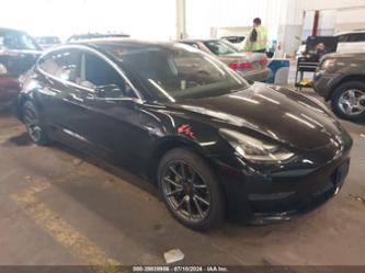 TESLA MODEL 3 STANDARD RANGE PLUS REAR-WHEEL DRIVE/STANDARD RANGE REAR-WHEEL DRIVE