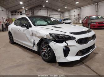 KIA STINGER GT-LINE