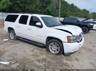 CHEVROLET SUBURBAN LT