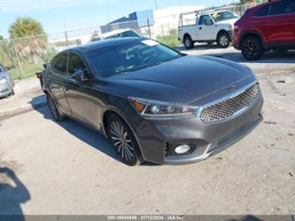 KIA CADENZA PREMIUM