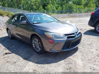 TOYOTA CAMRY HYBRID SE