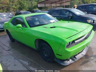 DODGE CHALLENGER SRT8