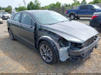 FORD FUSION HYBRID TITANIUM