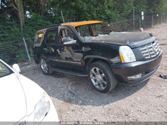 CADILLAC ESCALADE LUXURY