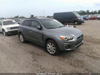 MITSUBISHI OUTLANDER SPORT SE