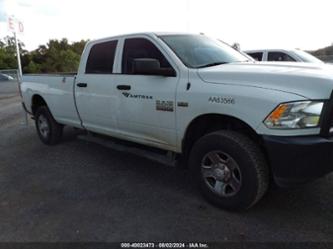 RAM 2500 TRADESMAN 4X4 8 BOX