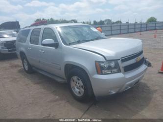 CHEVROLET SUBURBAN LT