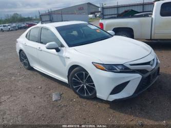 TOYOTA CAMRY HYBRID SE