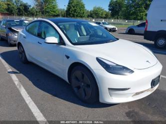 TESLA MODEL 3 REAR-WHEEL DRIVE