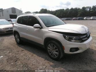 VOLKSWAGEN TIGUAN SE