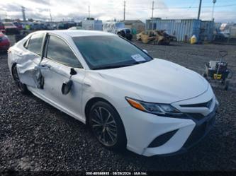 TOYOTA CAMRY HYBRID SE