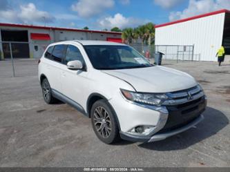 MITSUBISHI OUTLANDER SE