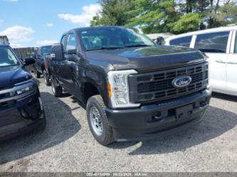 FORD F-250 XL