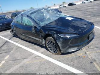 TESLA MODEL 3 REAR-WHEEL DRIVE