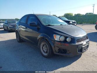 CHEVROLET SONIC LS AUTO