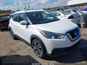 NISSAN KICKS SV