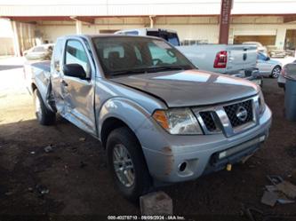 NISSAN FRONTIER PRO-4X/SV