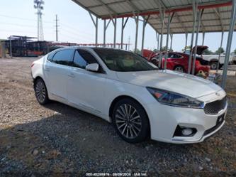 KIA CADENZA PREMIUM