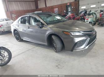 TOYOTA CAMRY XSE