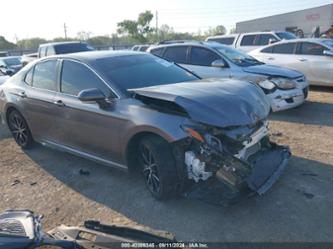 TOYOTA CAMRY SE