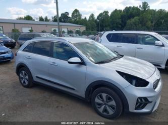 KIA NIRO LX