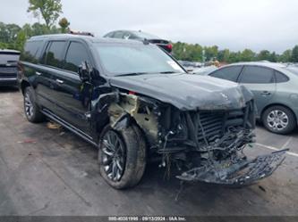 CADILLAC ESCALADE 4WD PLATINUM