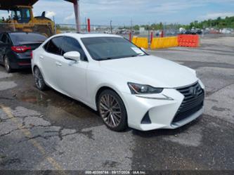 LEXUS IS 200T