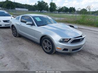 FORD MUSTANG V6 PREMIUM