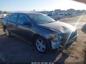 TOYOTA CAMRY SE