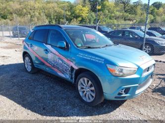 MITSUBISHI OUTLANDER SPORT SE