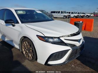 TOYOTA CAMRY HYBRID SE NIGHTSHADE EDITION HYBRID