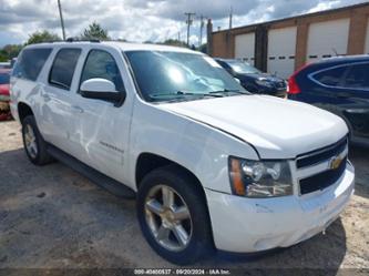 CHEVROLET SUBURBAN LT