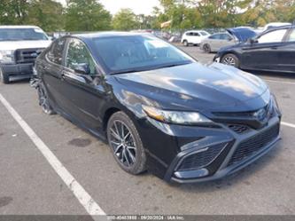 TOYOTA CAMRY HYBRID SE HYBRID