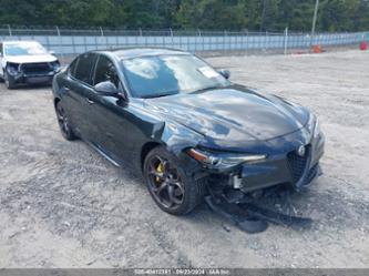 ALFA ROMEO GIULIA TI SPORT CARBON AWD