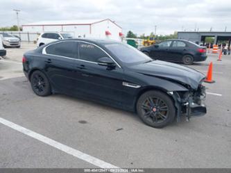 JAGUAR XE 25T PREMIUM