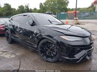 LAMBORGHINI URUS S