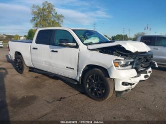 RAM 1500 LARAMIE 4X4 6 4 BOX