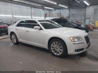 CHRYSLER 300